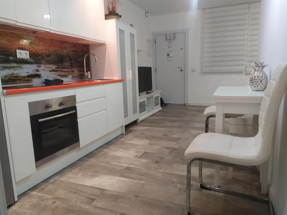 Carihuela Los Nidos Sun&Beach Apartment Torremolinos Exterior photo